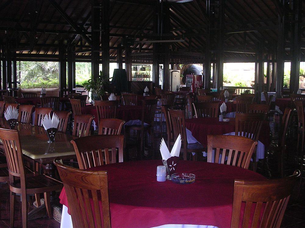 Bukit Senggigi Hotel Exterior photo